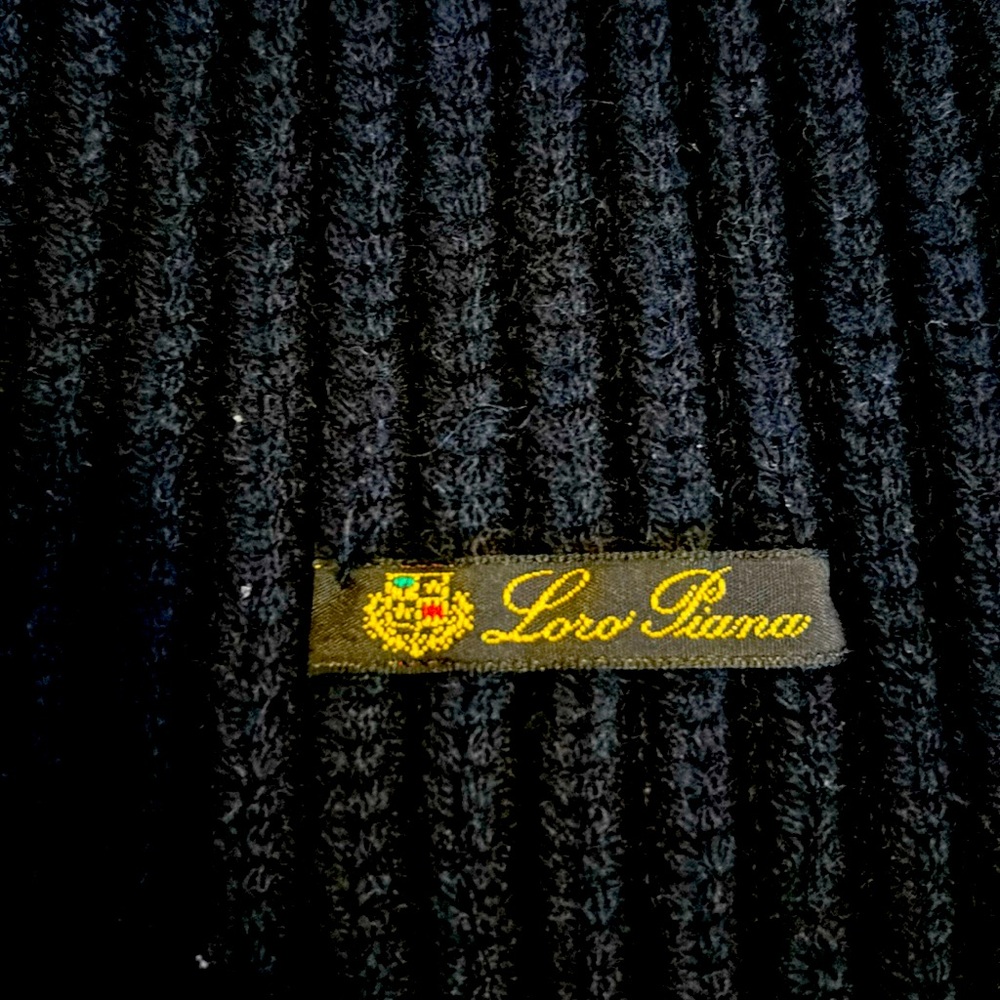 100%chashmere made in Italy scarf